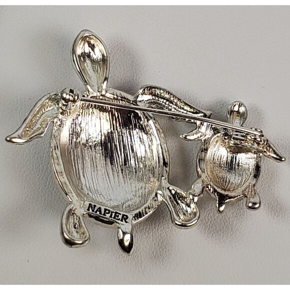 Vintage Signed Napier Turtle With Baby Abalone Shell & Rhinestone Accents Brooch - Picture 11 of 14